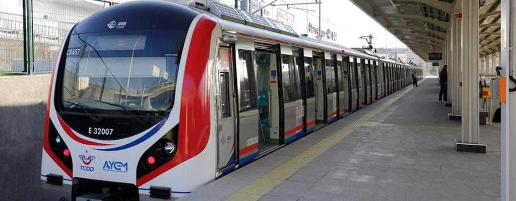 marmaray banliyö treni